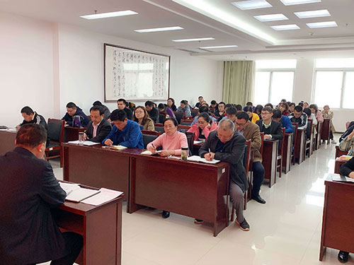 我校举行2019年全体辅导员第二次集中学习