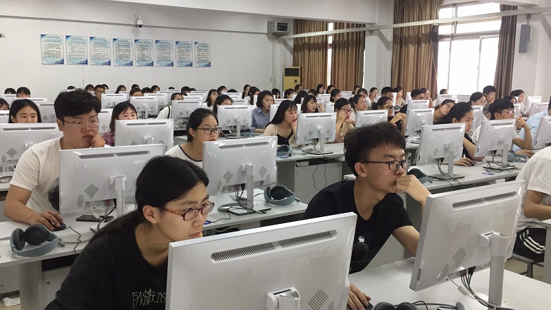 我校举办第33期入党积极分子培训班