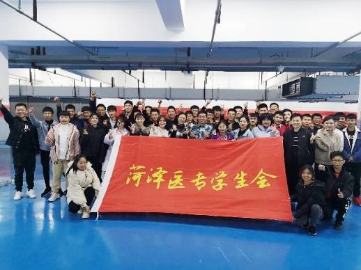 我校学生会开展“融合•突破”素质拓展训练营活动