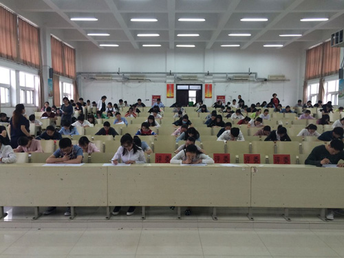 济宁市任城区人民医院来我校招聘2016届护理专业毕业生