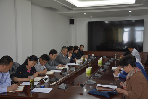 我校党委理论学习中心组专题学习习近平总书记重要讲话精神