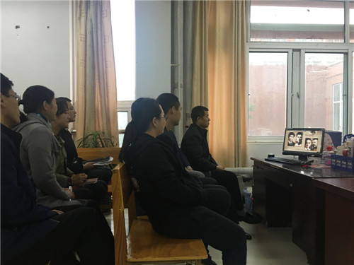 我校组织广大师生党员收看专题节目《榜样》