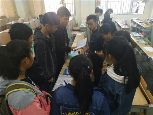 我校临床医学系积极开展学习“十九大”报告精神系列活动