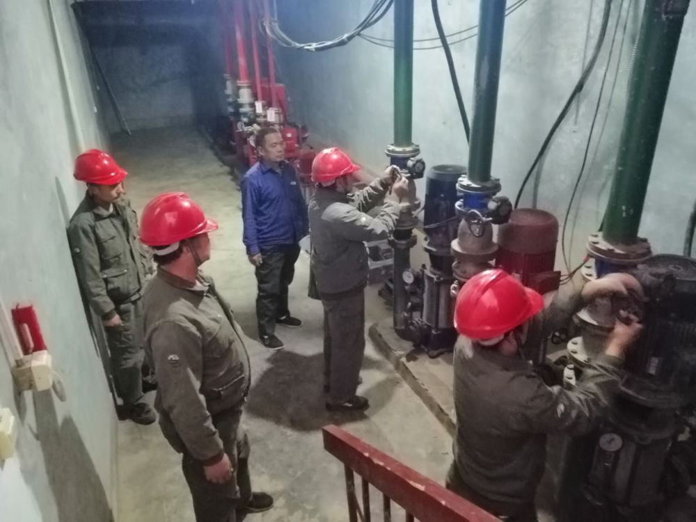 我校总务处组织维护维修岗位大练兵