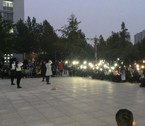 我校基础医学部成功举办“丽声飞扬 唱响未来”拉歌比赛