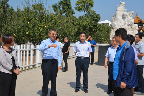 菏泽市及牡丹区部分人大代表到我校视察