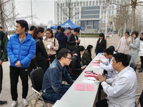 我校附院举行世界睡眠日义诊活动