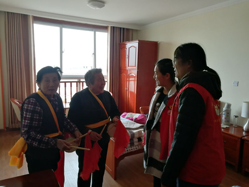 我校护理系开展“感恩你我 用心传递”活动