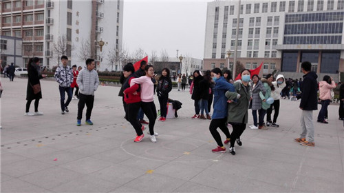 我校药学系开展“三七”女生节活动