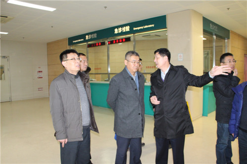 菏泽医专校领导率团赴青岛、烟台等地考察高校附属医院建设工作