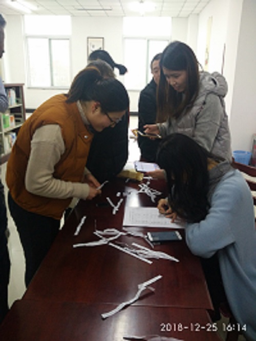 我校图书馆开展强素质提水平系列主题活动