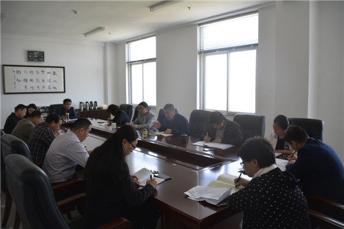 我校召开安全稳定工作部署会