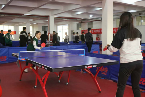 我校医学技术系举办第一届乒乓球比赛