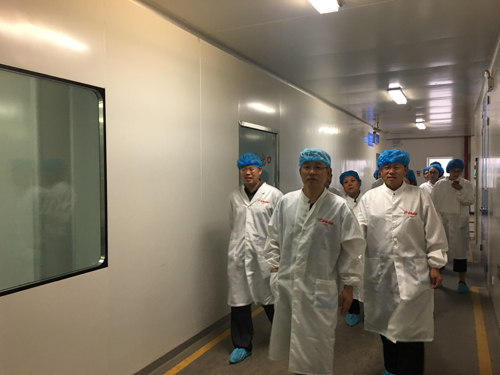 我校药学与生物制药工程系赴步长制药实地参观