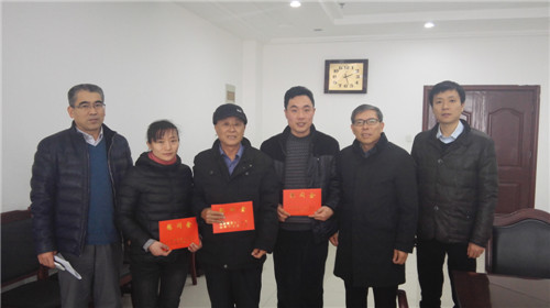 省医务工会到菏泽医专慰问困难教职工