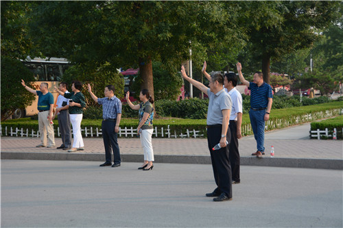 我校2015级4654名学生奔赴各实践教学基地