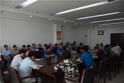 我校召开庆祝第32个教师节座谈会