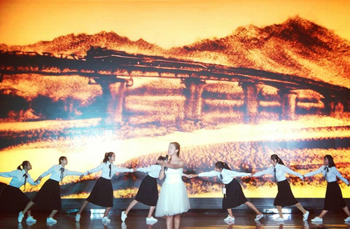 我校护理系举办“中国梦·师魂颂”庆祝教师节文艺晚会