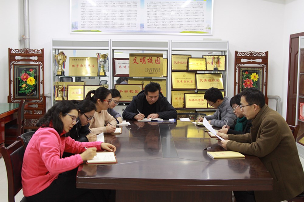 我校开展纪念“改革开放40周年”系列主题教育活动