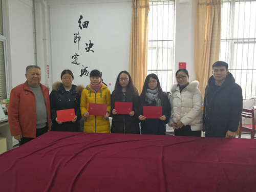 菏泽医专基础医学部党总支慰问家庭经济困难学生