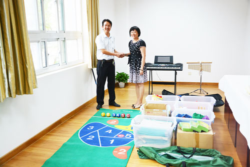 我校护养运营辅导项目第一阶段成果汇报暨捐赠仪式