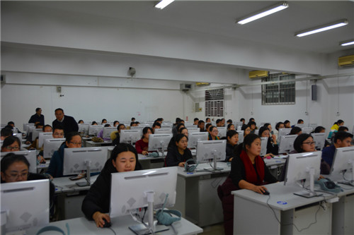 菏泽医专组织开展全体党员干部德廉知识考试