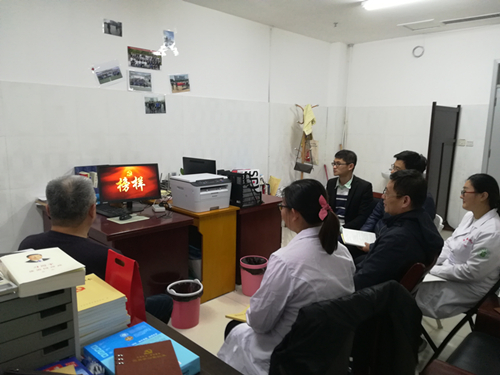 我校口腔医学系党总支举行“看《榜样》，学英雄”主题党日活动