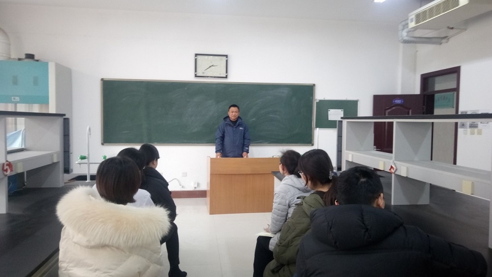 我校基础医学部成立以博士为核心的科研创新团队