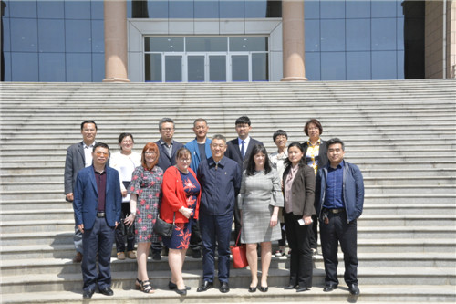 英国拉纳克郡新学院代表团来我校访问交流