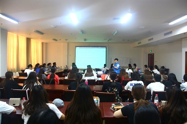 我校附属医院护养中心举办养老照护人员培训班