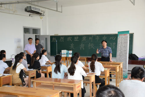 滨州市中心医院来我校招聘毕业生