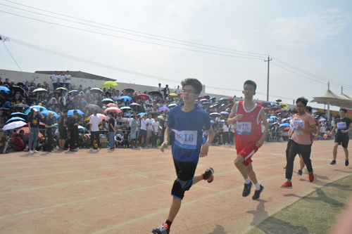 我校2018年春季运动会开幕
