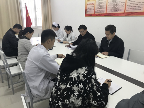 我校附属医院召开学习宣传贯彻党的十九大精神座谈会