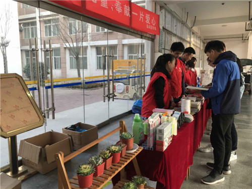 我校临床医学系持续开展“关爱留守儿童”活动