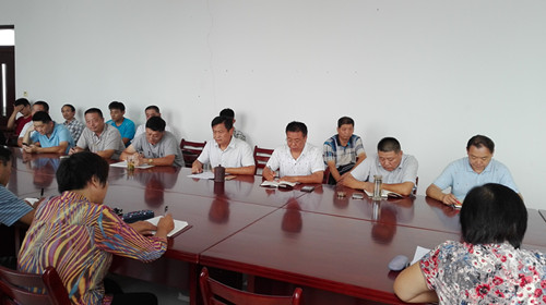 服务保障工作党总支举办专题党课,扎实推进“两学一做”学习教育