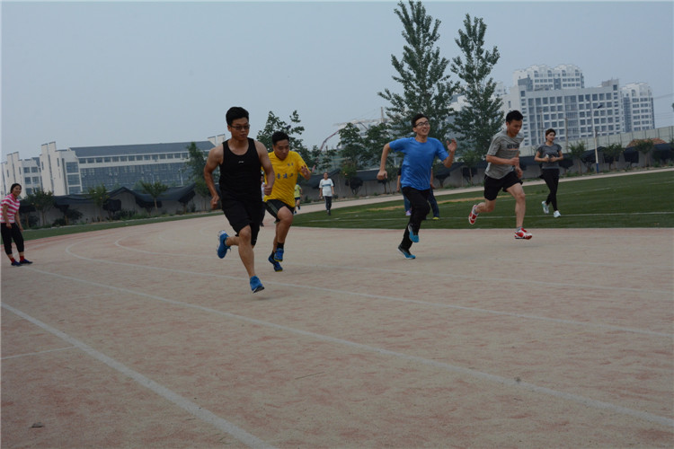 我校积极备战全省卫生计生系统第一届职工运动会