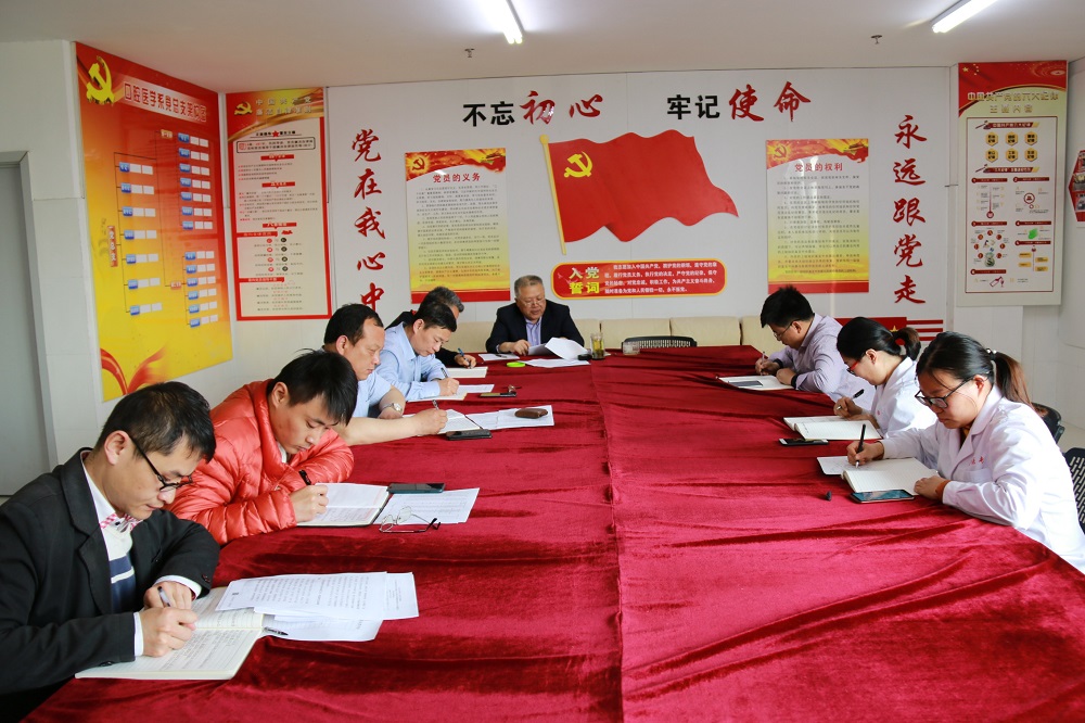 我校口腔医学系党总支开展“学习烈士精神、致敬救火英雄”主题党日活动