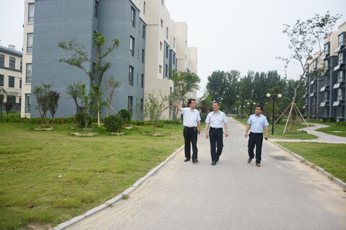 我校附属医院护养中心试运营