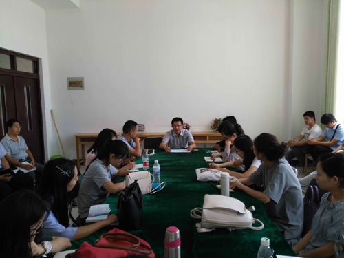 我校开展新入职教师培训